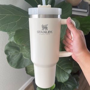 Stanley Adventure Quencher Travel Tumbler | Cream